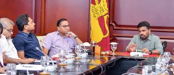 மத்திய கிழக்கு போர்: ஜனாதிபதி தலைமையில் விசேட ஆலோசனைக் கூட்டம் - எரிபொருள் சிக்கனத்திற்கு புதிய திட்டங்கள்!